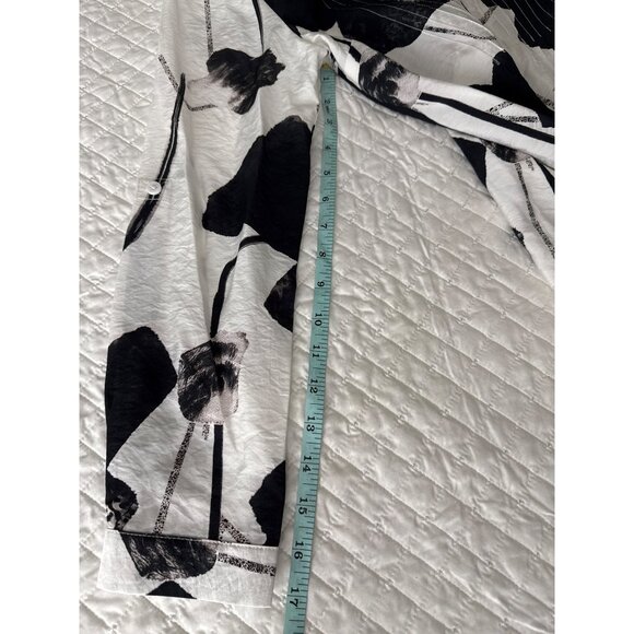 Alison Sheri Long Sleeve Button-Up Blouse S/P Black & White Abstract Print Polye - Picture 10 of 10